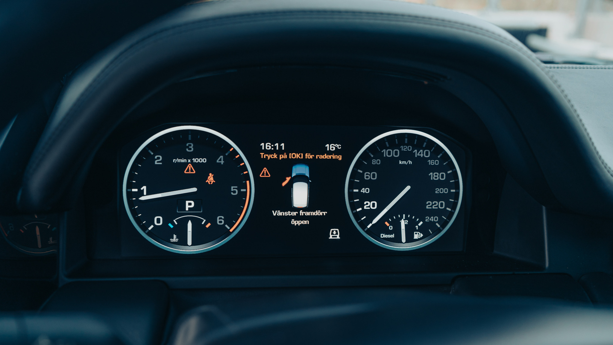 Innenraumfoto von 2010 Land Rover Range Rover TDV8 Autobiography 