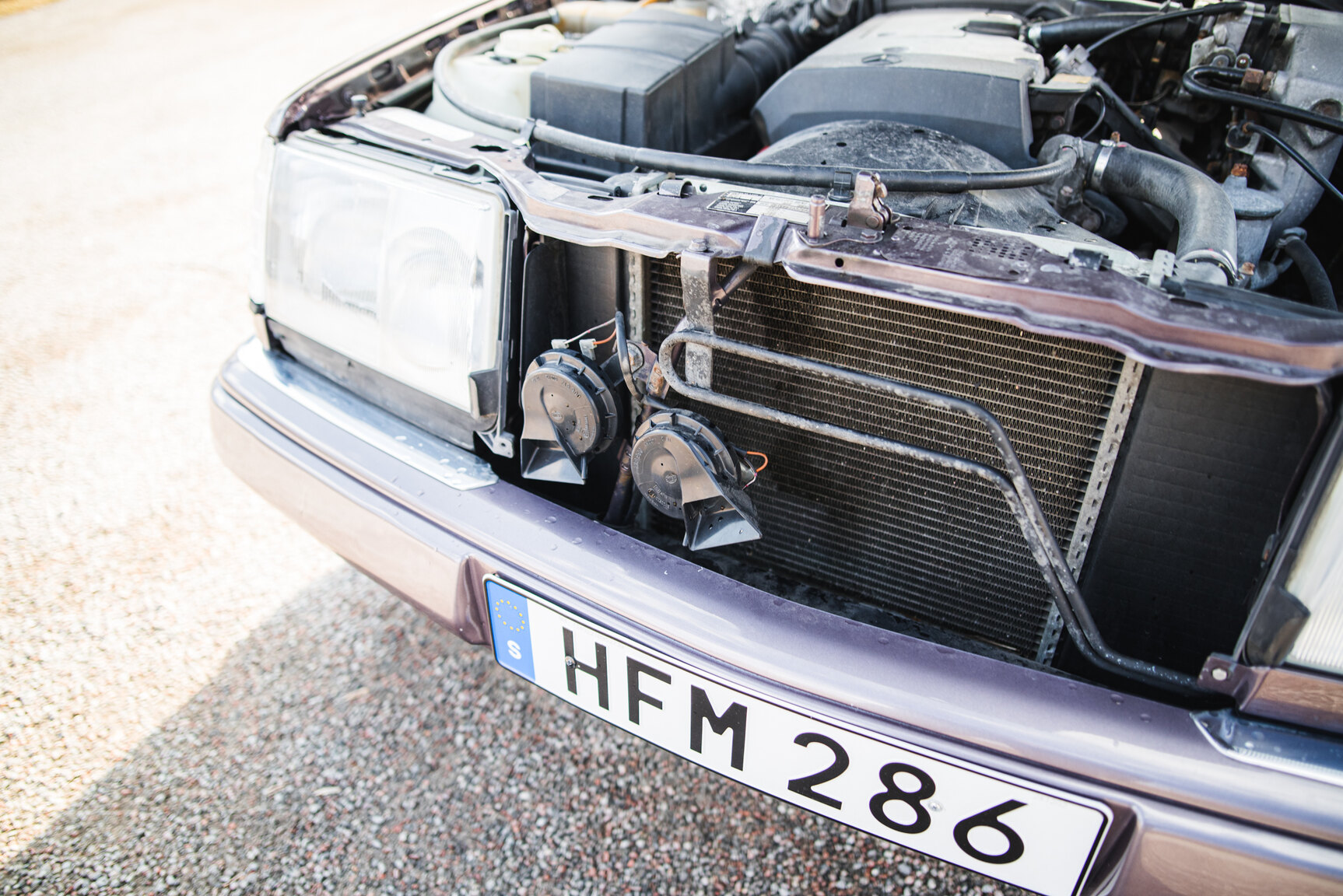 Image of 1993 Mercedes-Benz E 220 mechanics