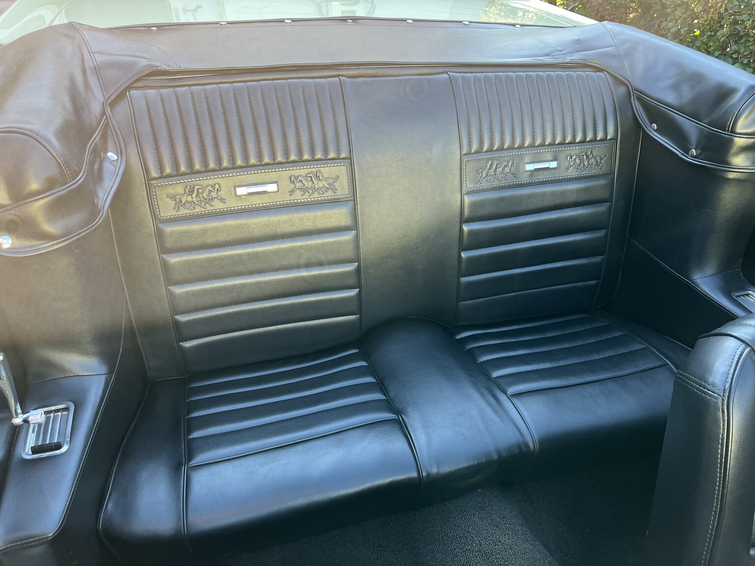 Interior image of 1966 Ford Mustang Cabriolet 289cui