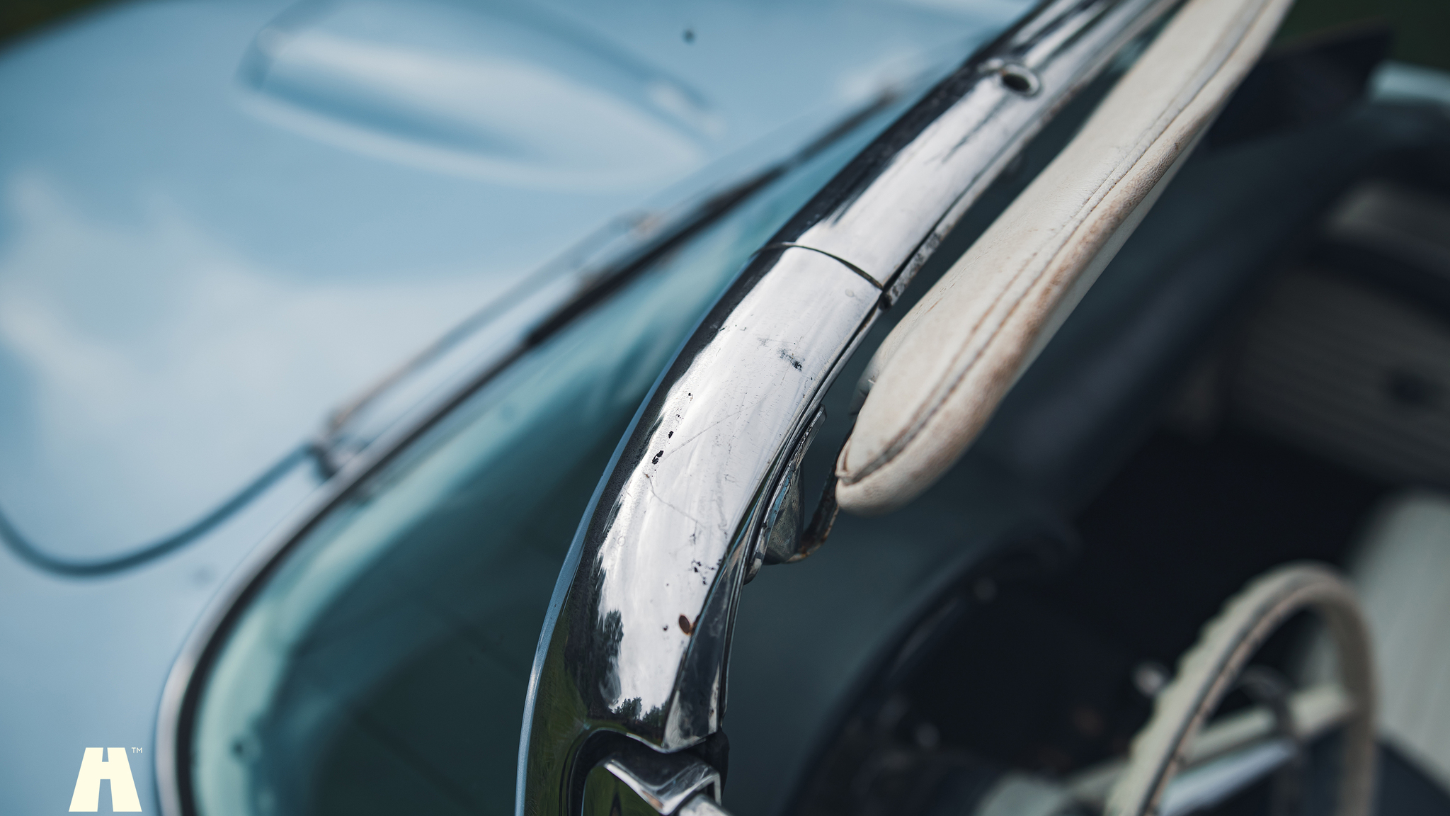 Exterior image of 1957 Ford Thunderbird D-Code