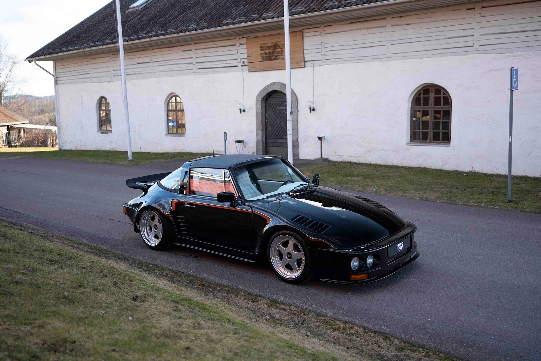 Aussenfoto 1976 Porsche 911 Targa Flachbau - Josef Zirkelbach DP (74)