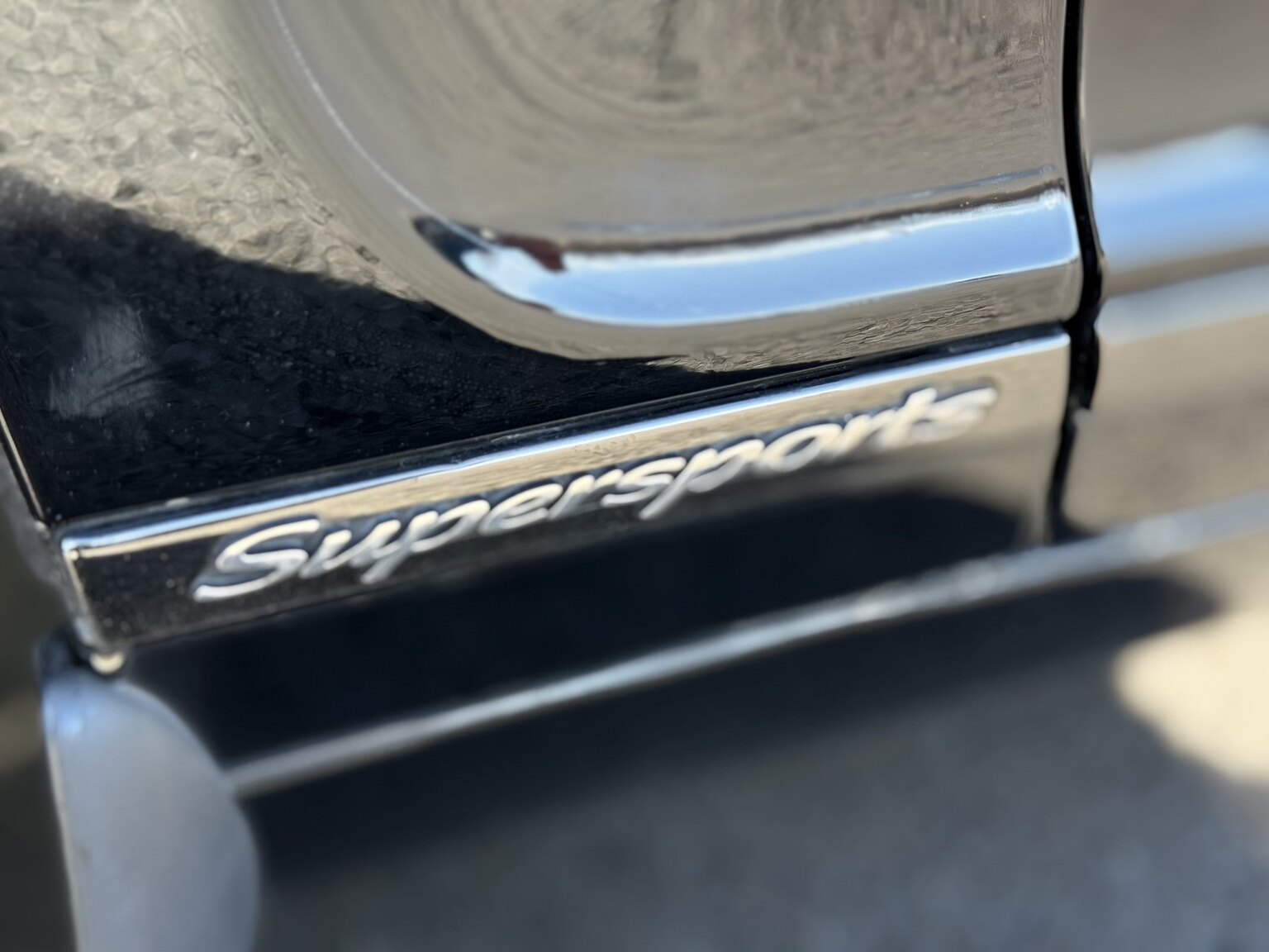 Exteriörbild på 2011 Bentley Continental Supersports