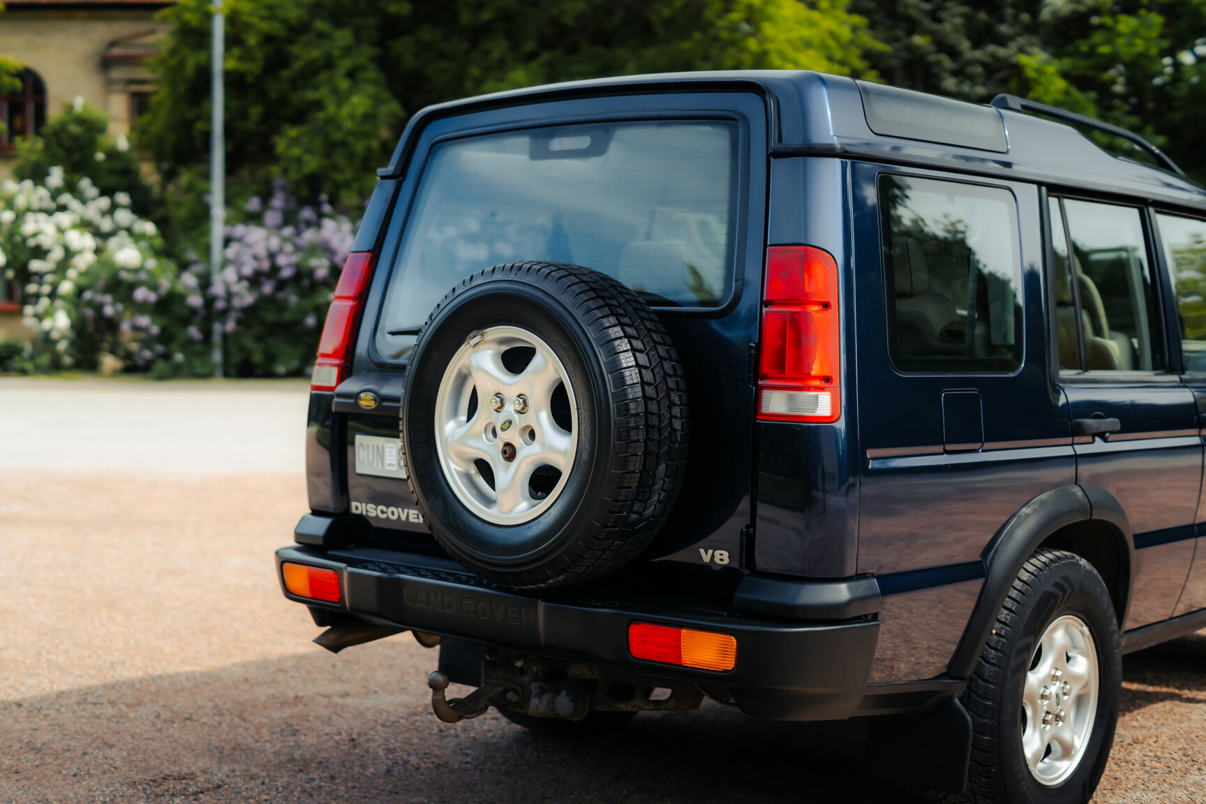 Exteriörbild på 1999 Landrover Discovery II V8