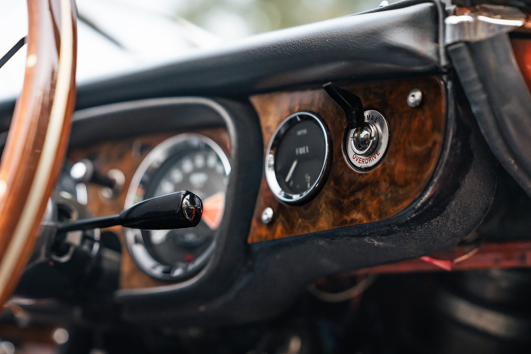 Innenraumfoto von 1973 MG MGB Roadster (17)