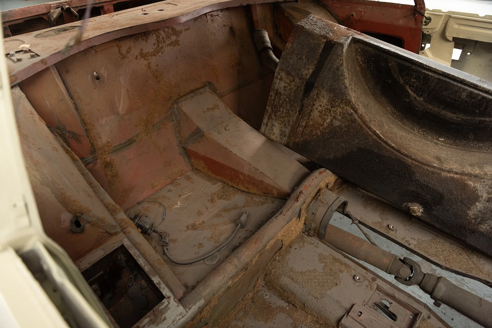 Interior image of 1968 Jensen Interceptor (4)
