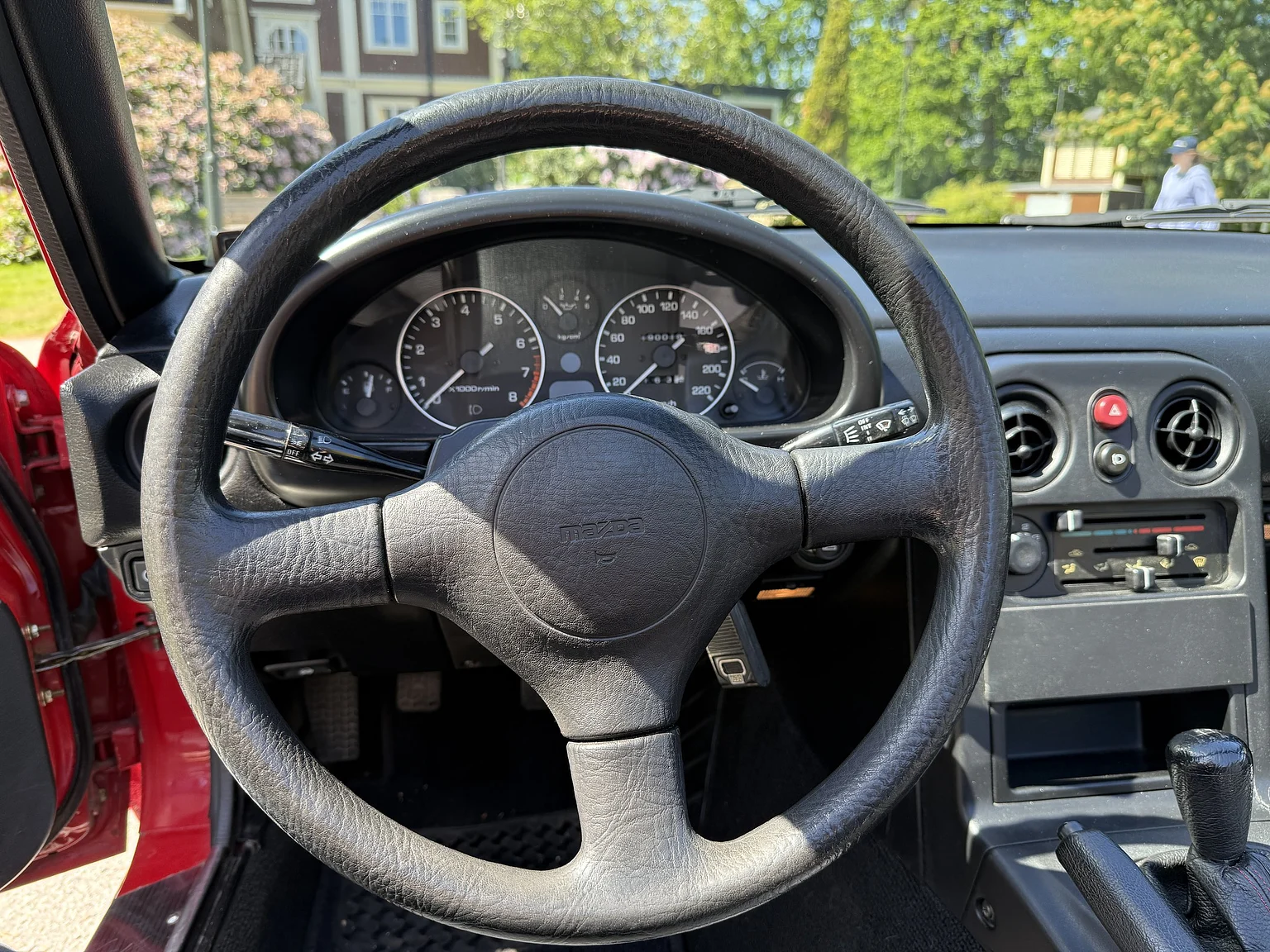 Interior image of 1991 Mazda MX-5 Miata (14)