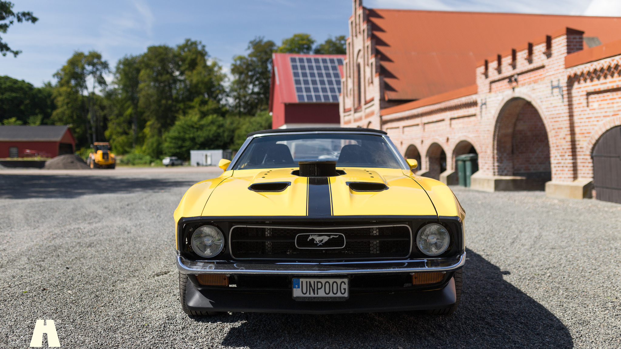 Exterior image of 1971 Ford Mustang 429 Cabriolet (11)