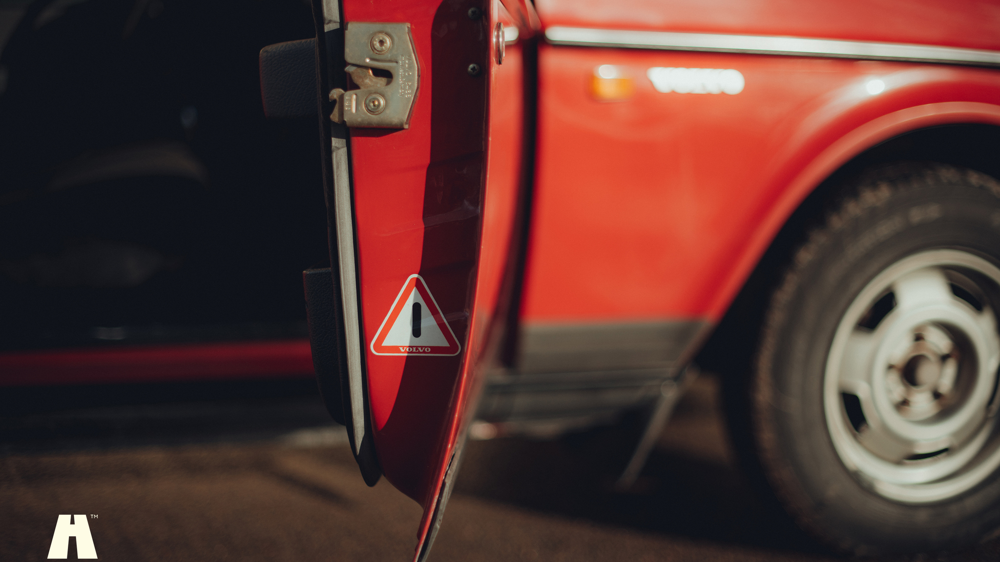 Interior image of 1988 Volvo 240 GL (60)