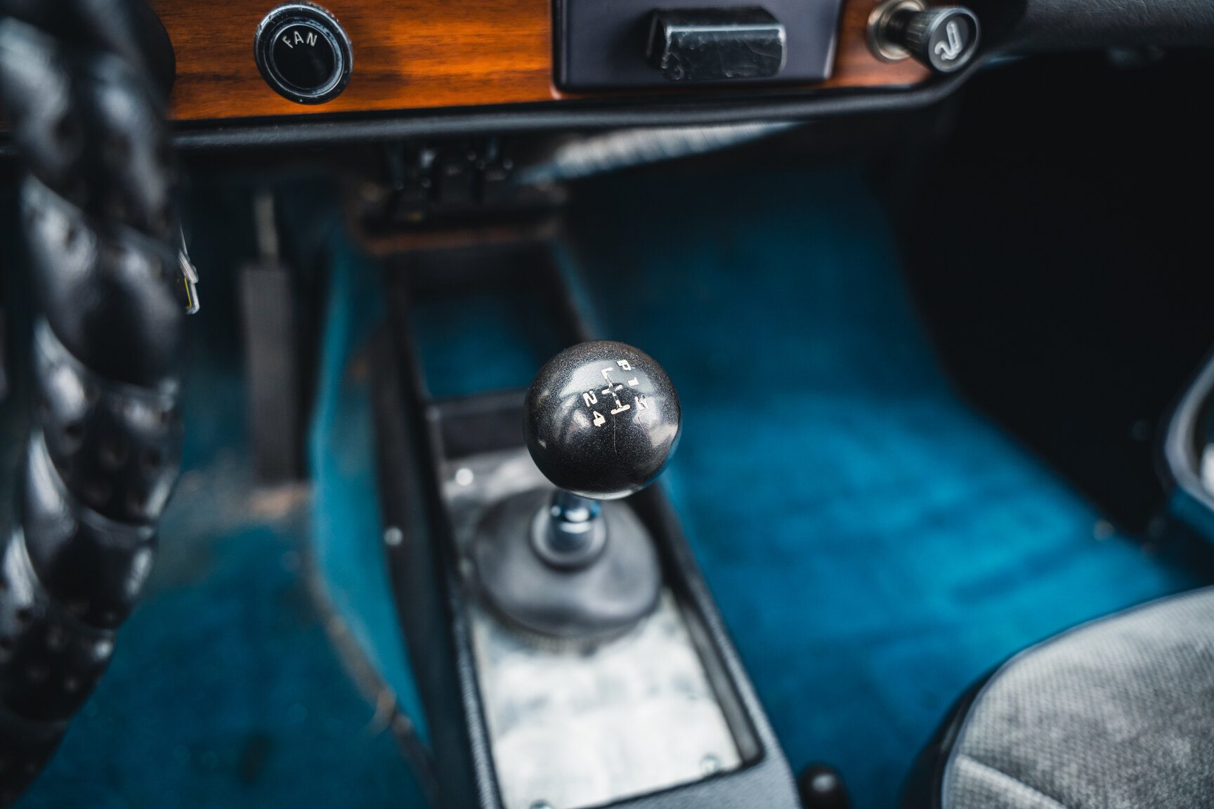 Interior image of 1972 Volvo 1800 ES