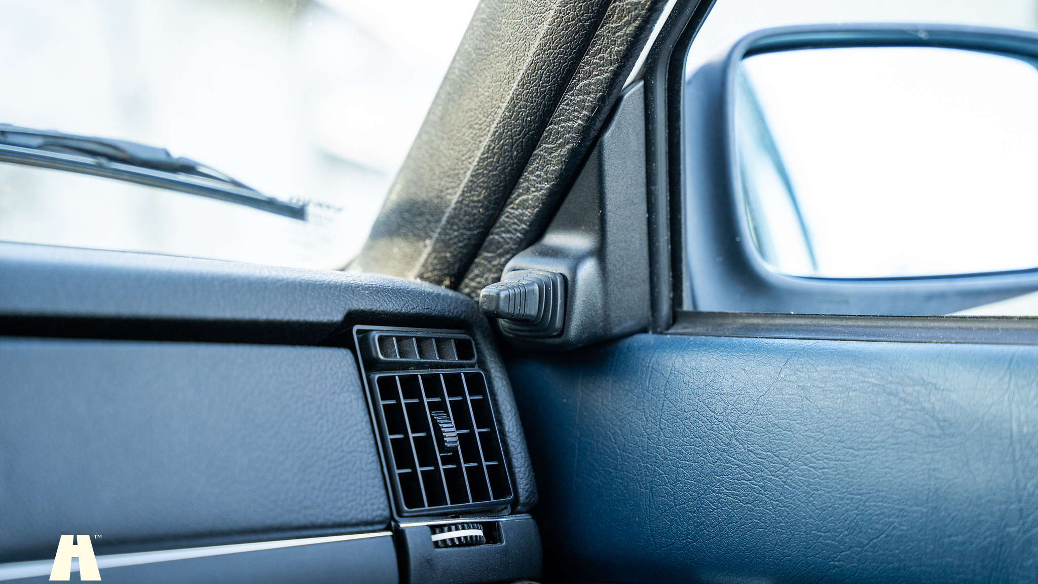 Innenraumfoto von 1988 Volvo 240 GL