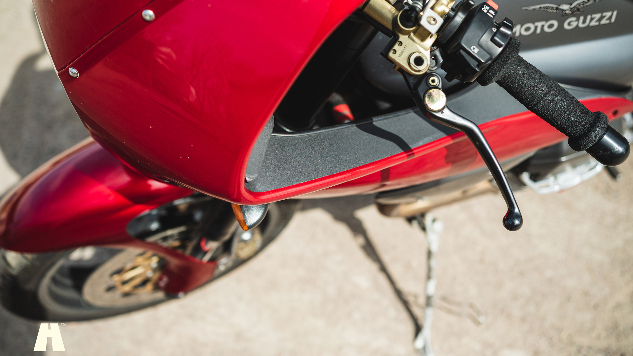 Aussenfoto 2002 Moto Guzzi V11 Le Mans (35)