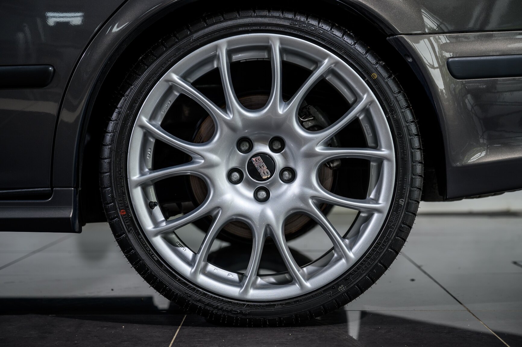 Exterior image of 2005 SAAB 9-5 Aero (31)