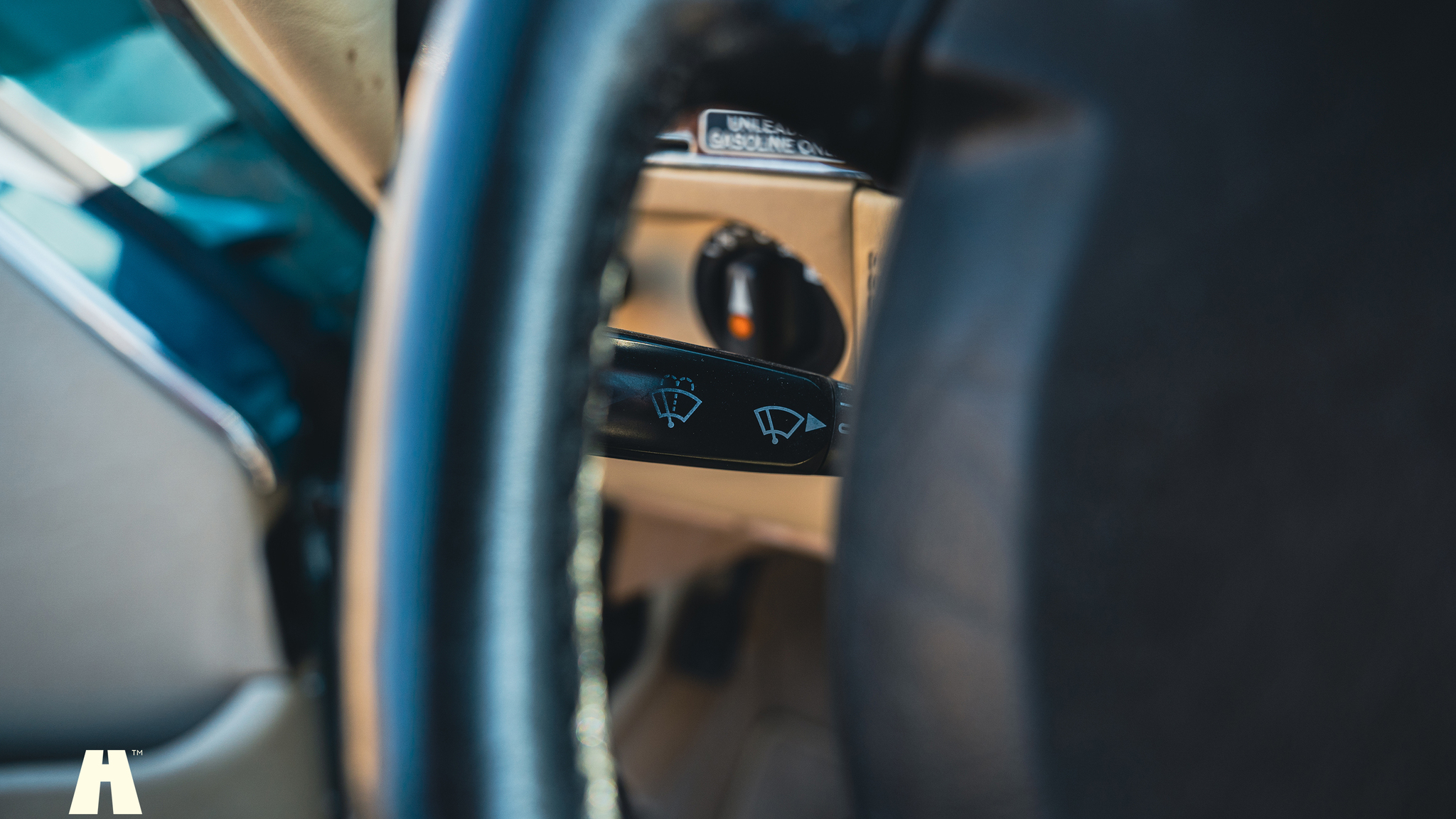 Interiörbild 1985 Mercedes-Benz 380 SL