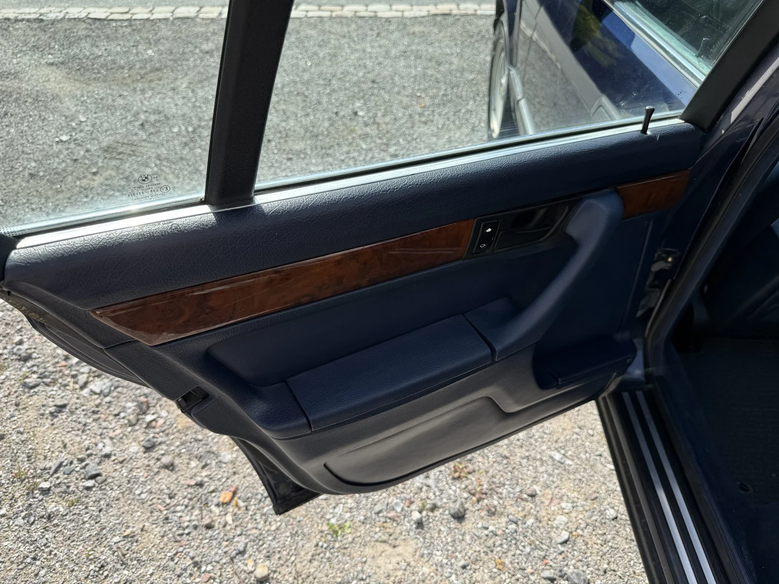 Innenraumfoto von 1990 BMW 750i (51)