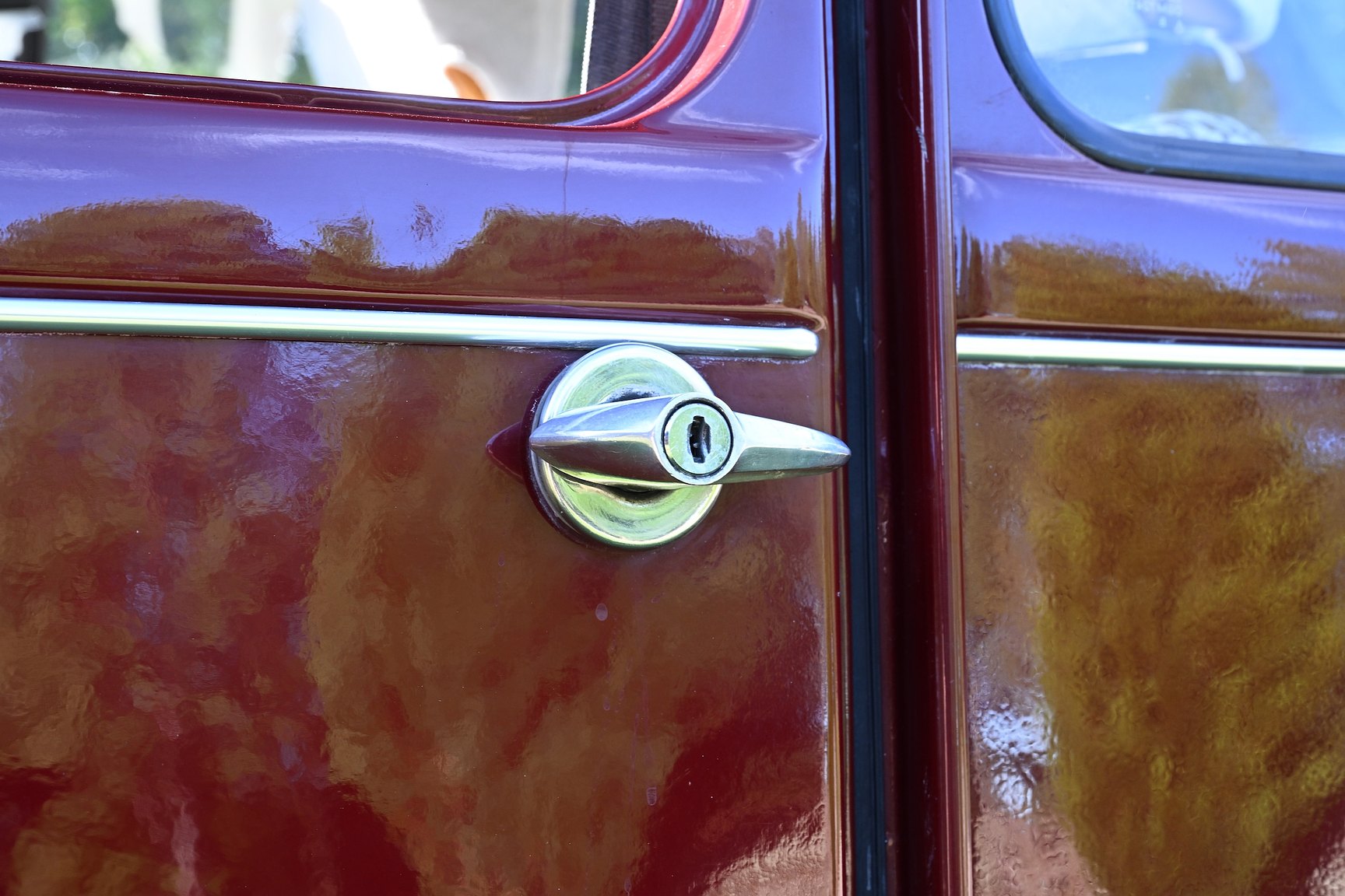 Exterior image of 1981 Citroën 2CV Charleston