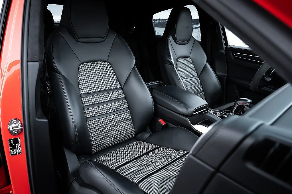 Bild von 2020 Porsche Cayenne (16)