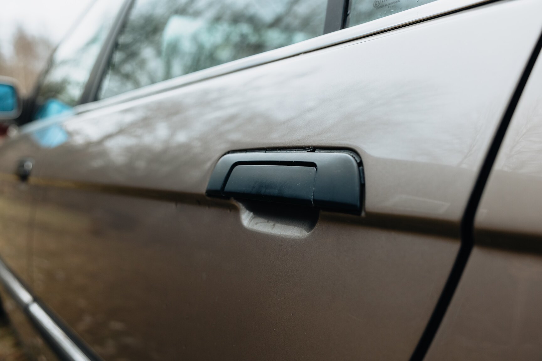 Exteriörbild på 1990 BMW 750iL (32)