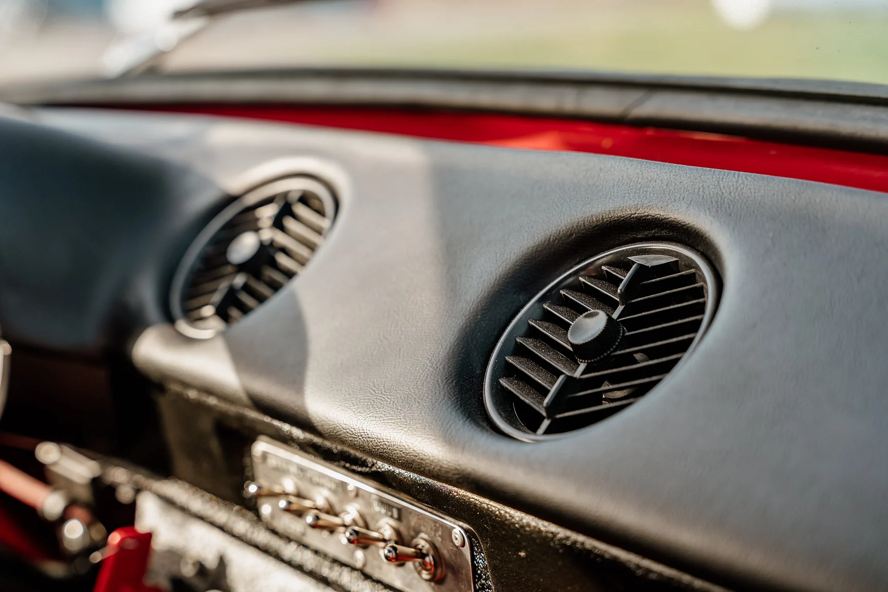 Interior image of 1972 Ford Escort MK1 Mexico (13)