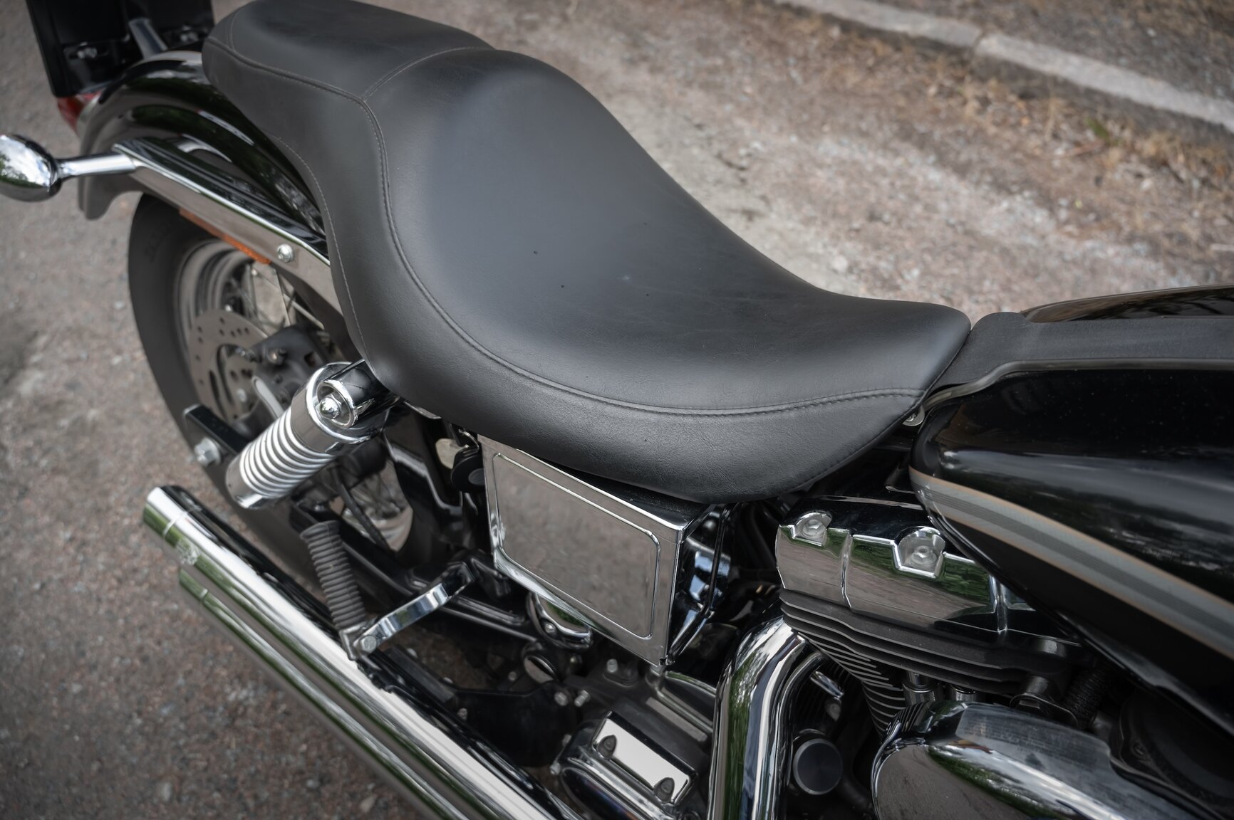 Exteriörbild på 2003 Harley-Davidson FXDL 100th Anniversary