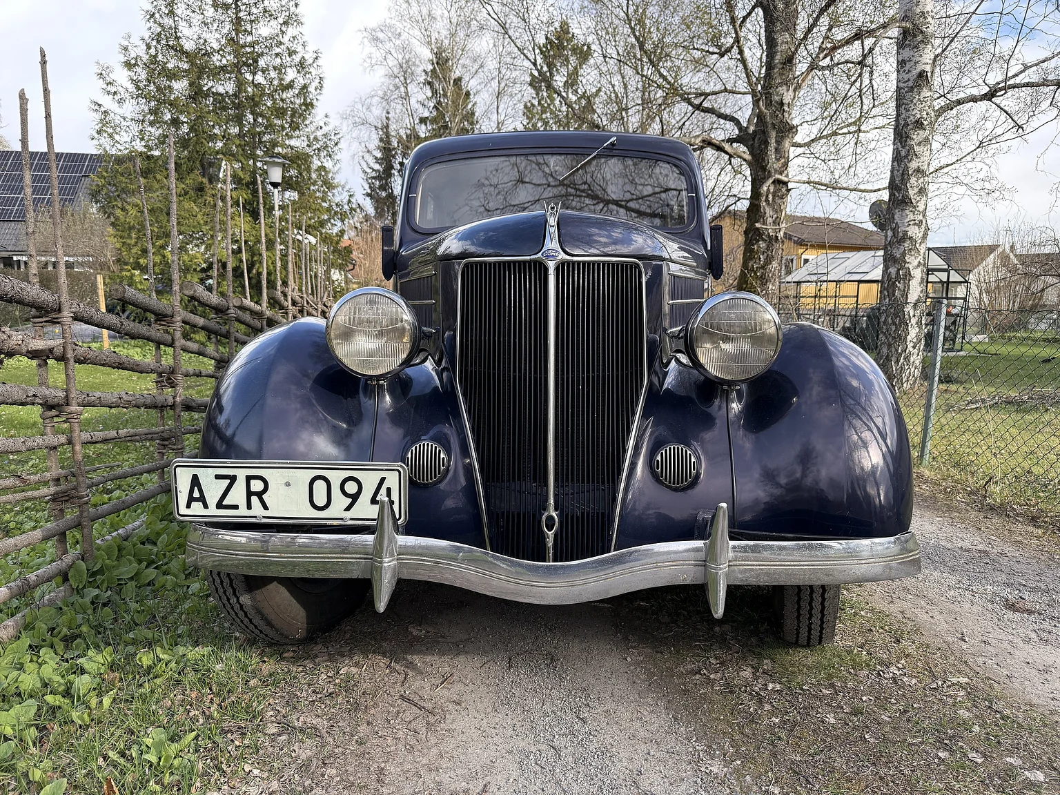 Exteriörbild på 1936 Ford 214A Fordor (16)