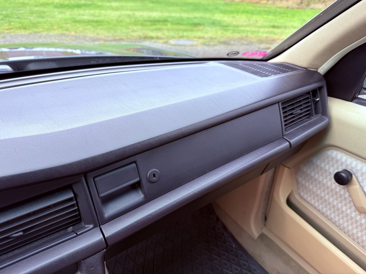 Interiörbild 1989 Mercedes-Benz 190 E