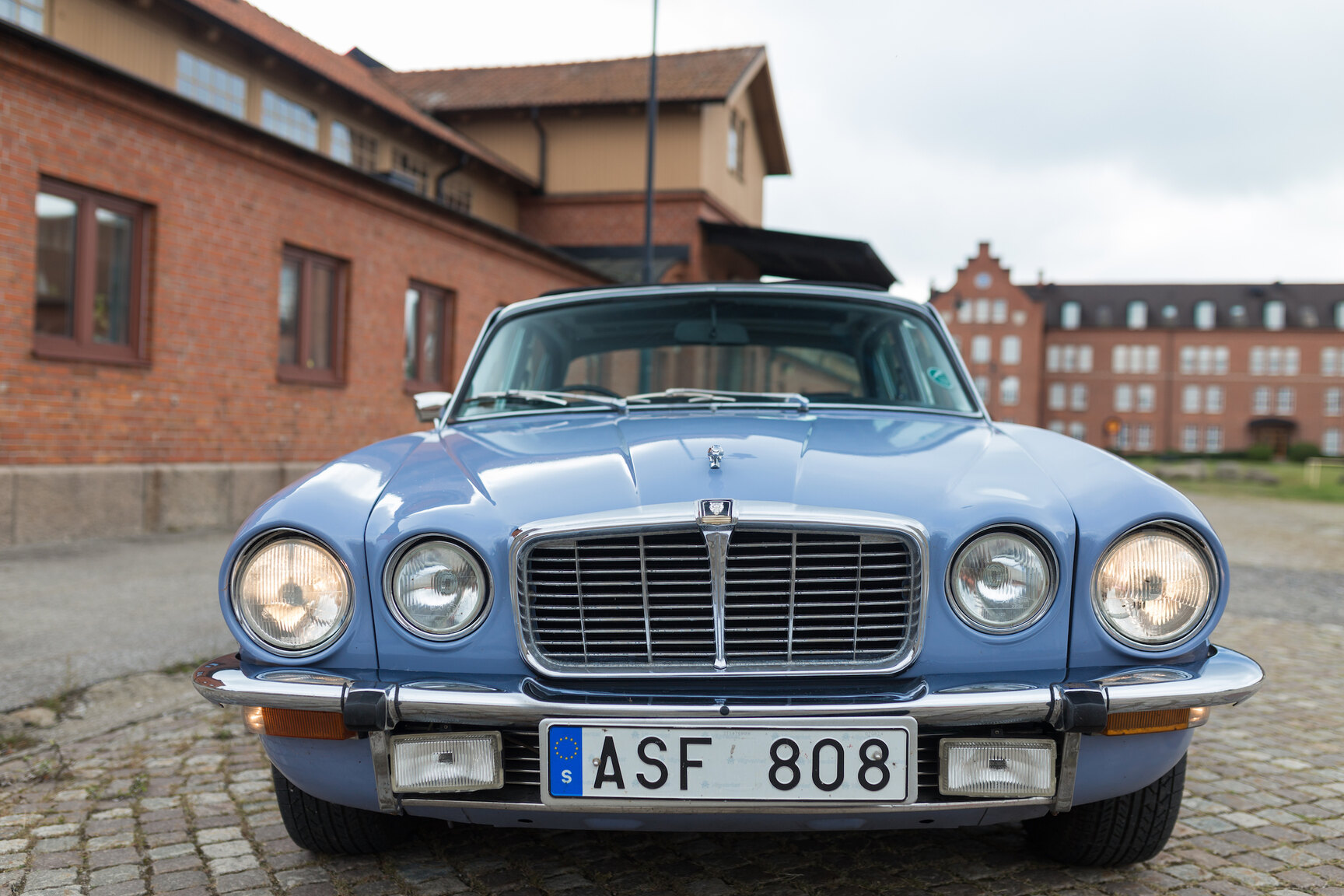 Aussenfoto 1975 JAGUAR XJ6  (19)