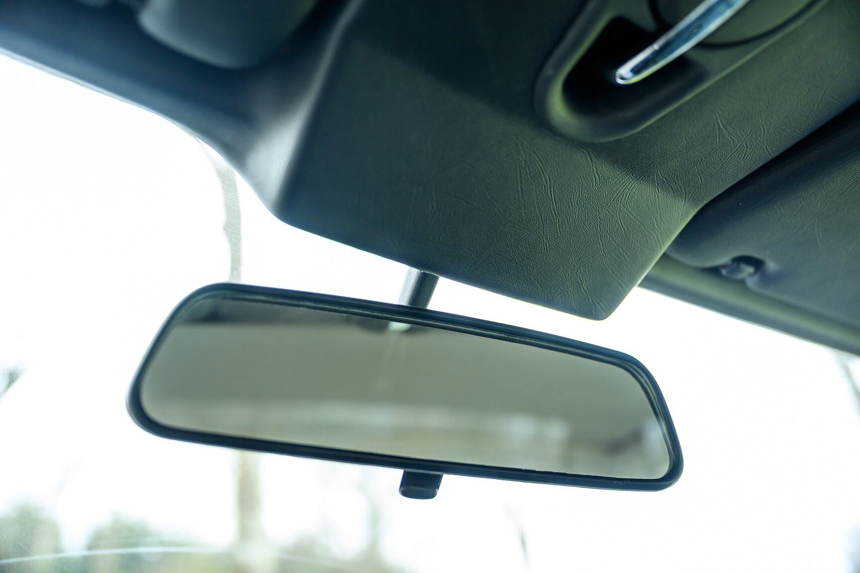 Interior image of 1986 BMW 520i