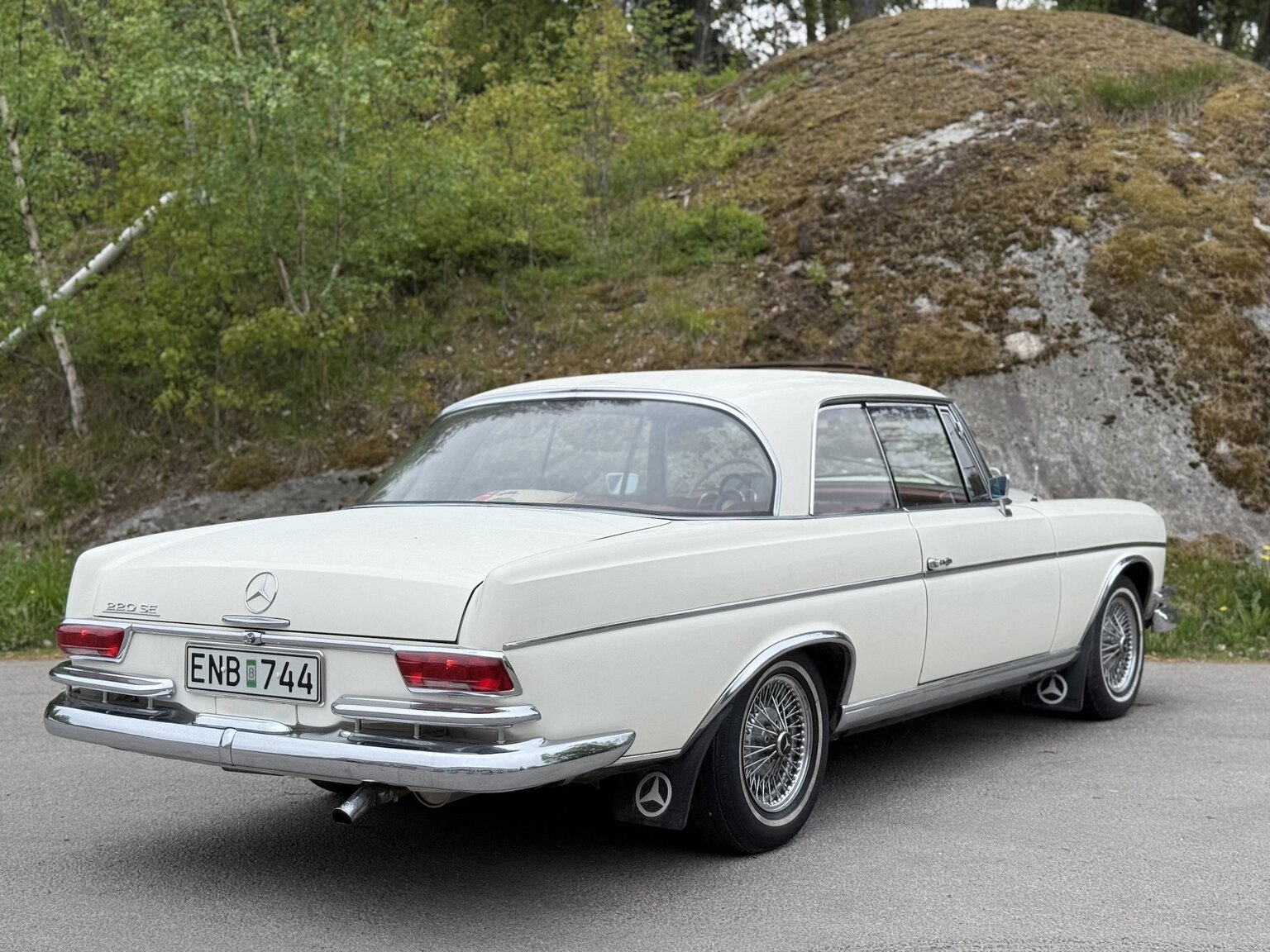 Exteriörbild på 1963 Mercedes-Benz 220 SE