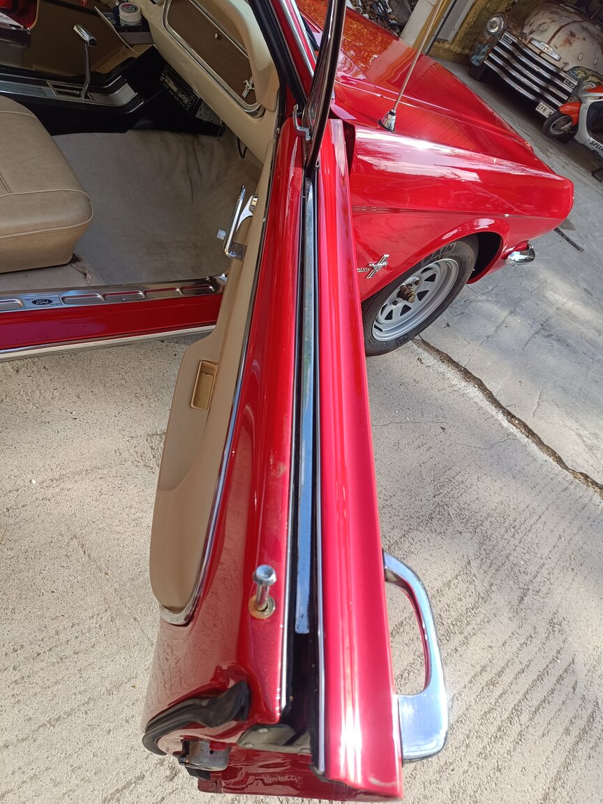 Interior image of 1966 Ford Mustang Hardtop 3.3 