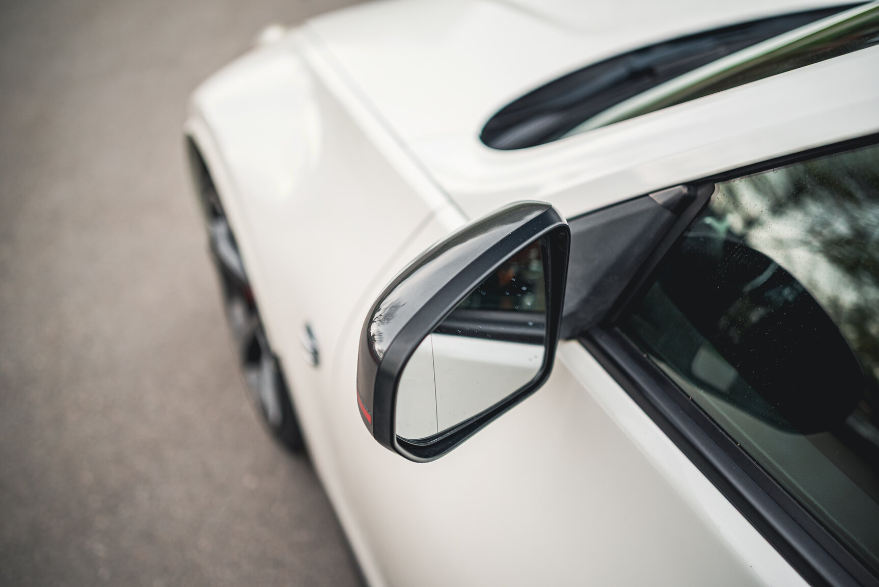 Exterior image of 2014 Nissan 370Z Nismo