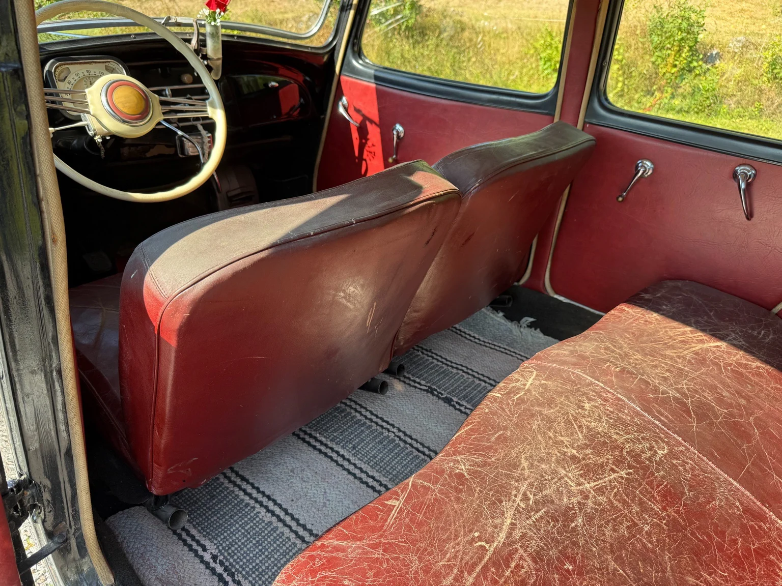 Interior image of 1951 Citroën CV 11  Sedan  (46)