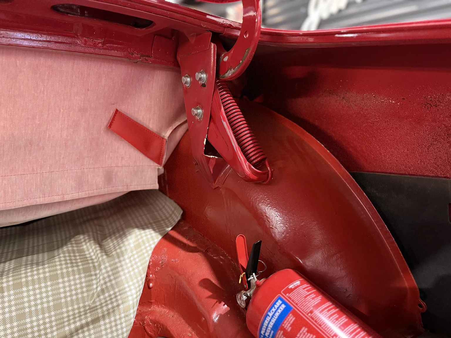 Innenraumfoto von 1956 Ford Fairlane Sunliner V8 5.1 (5)