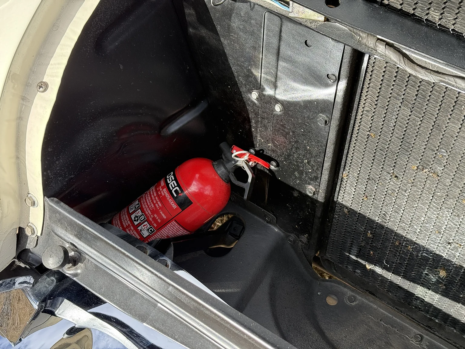 Image of 1955 Oldsmobile Super 88 mechanics (19)