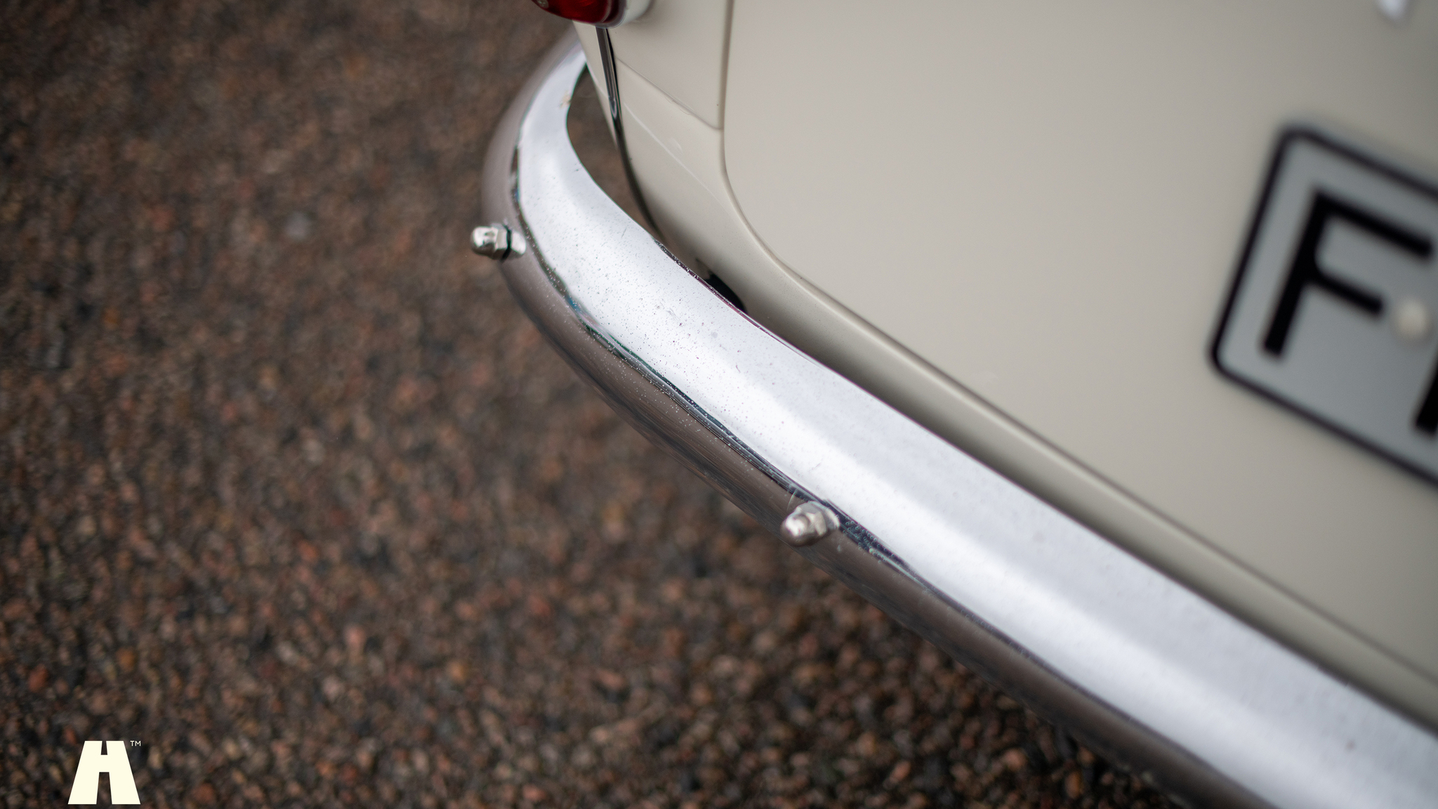 Aussenfoto 1966 Triumph TR4 A