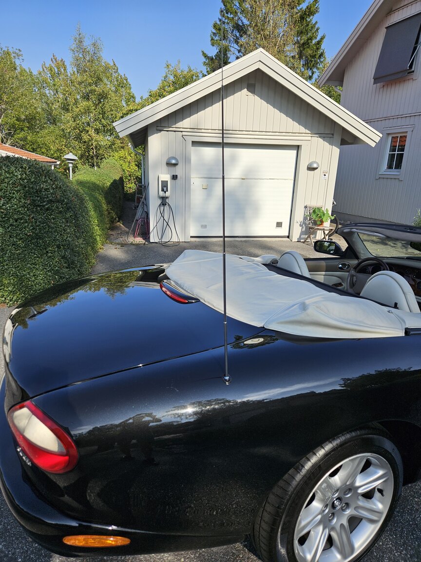 Exteriörbild på 1998 Jaguar XK8 Cabriolet