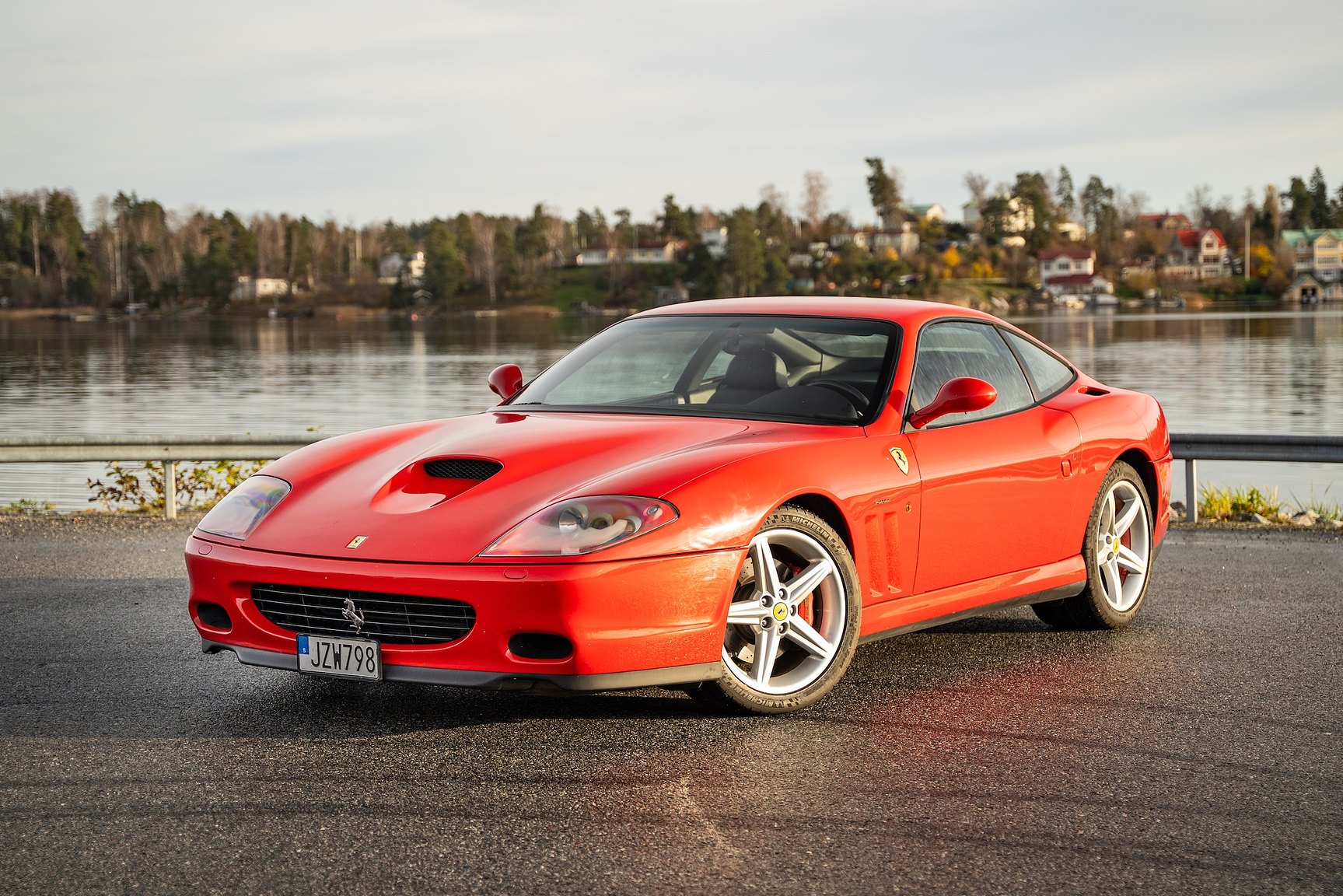 Aussenfoto 2003 Ferrari 575M Maranello