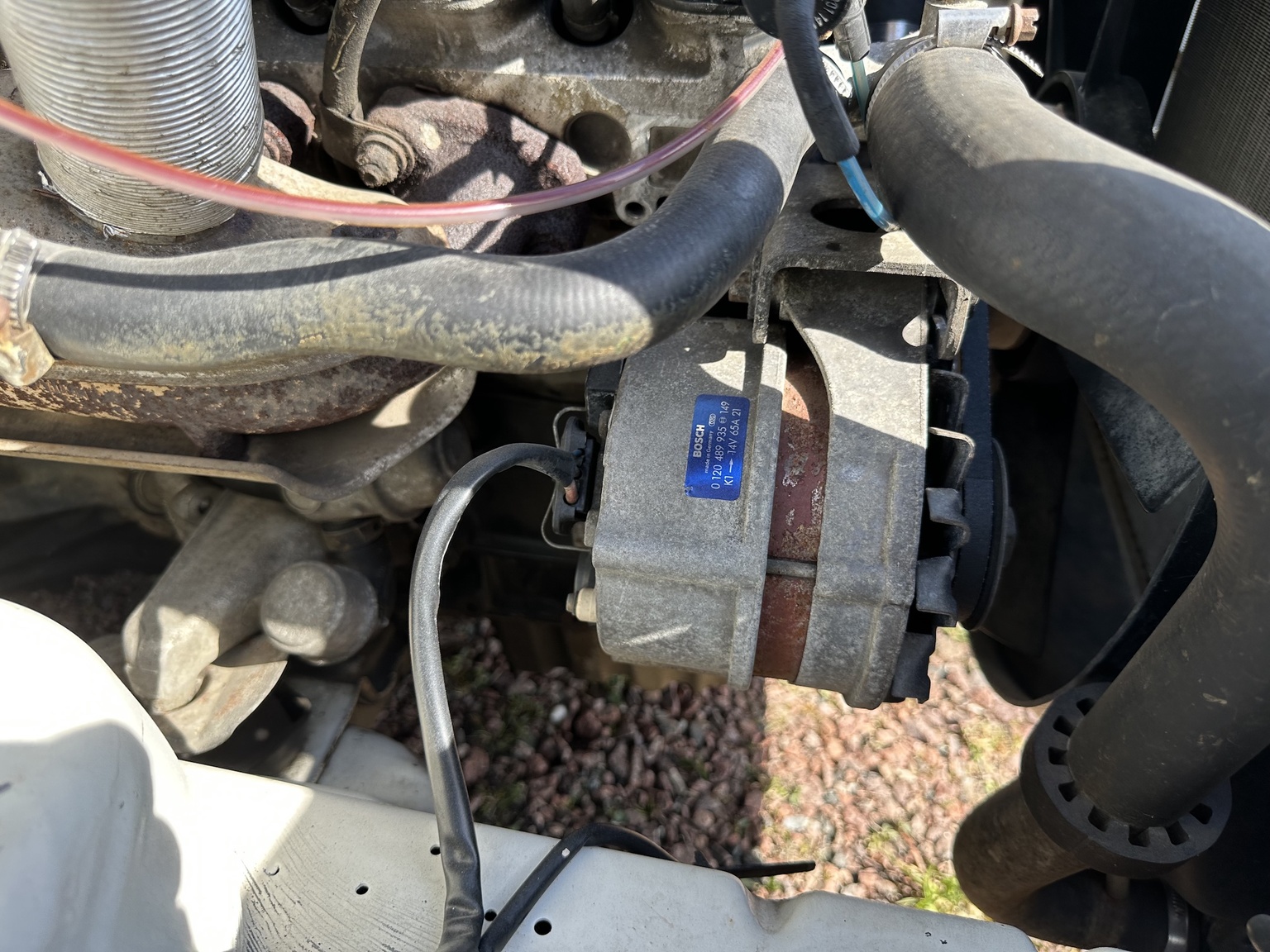 Image of 1985 Mercedes-Benz 200 mechanics