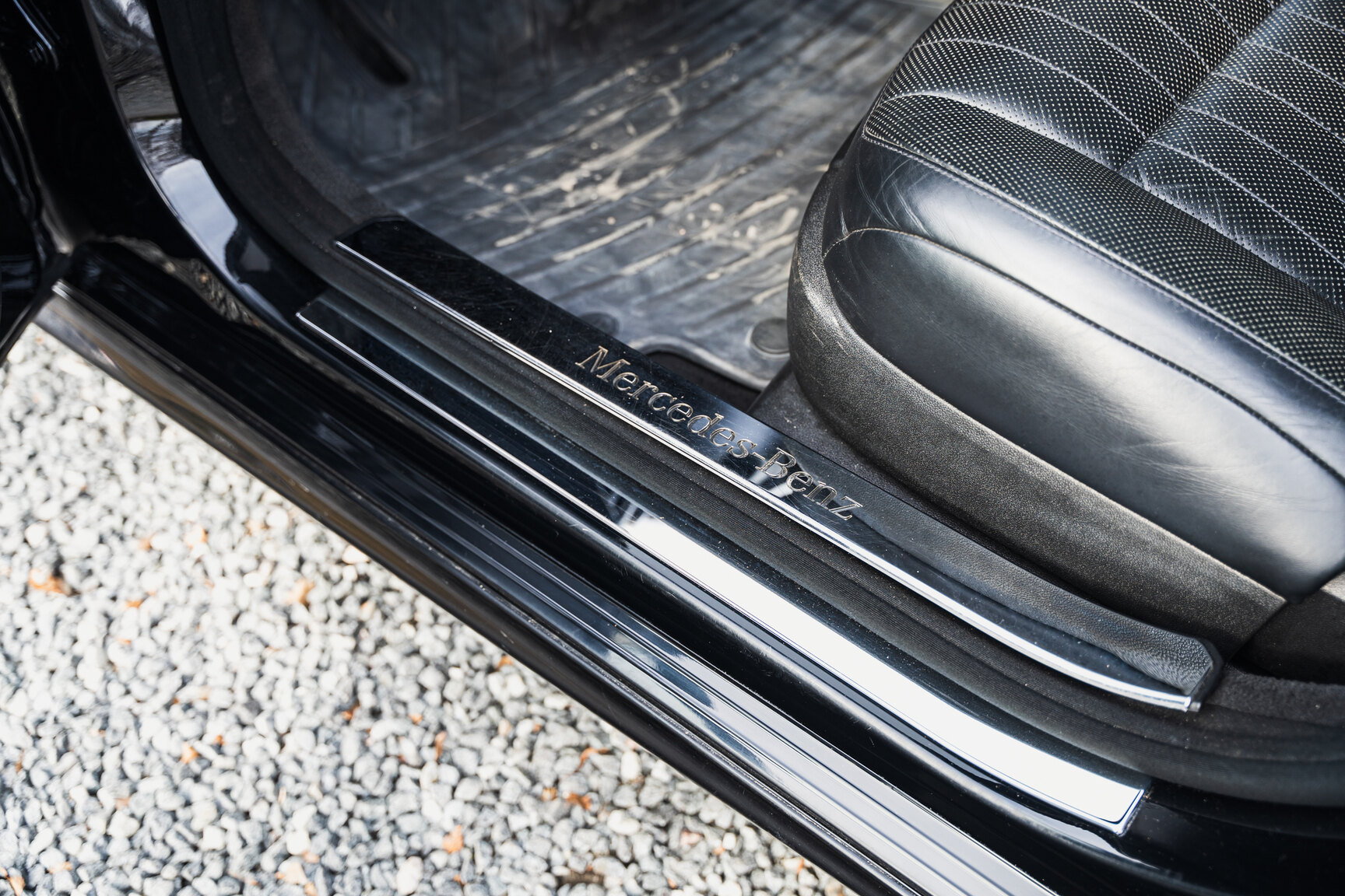 Innenraumfoto von 2011 Mercedes-Benz S600 (49)