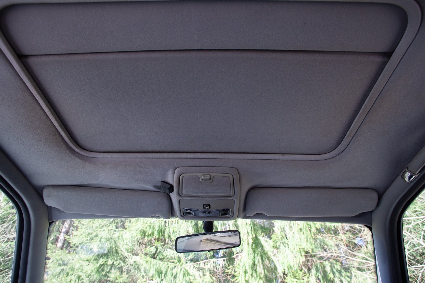 Interior image of 1997 Jaguar XJ6 3.2