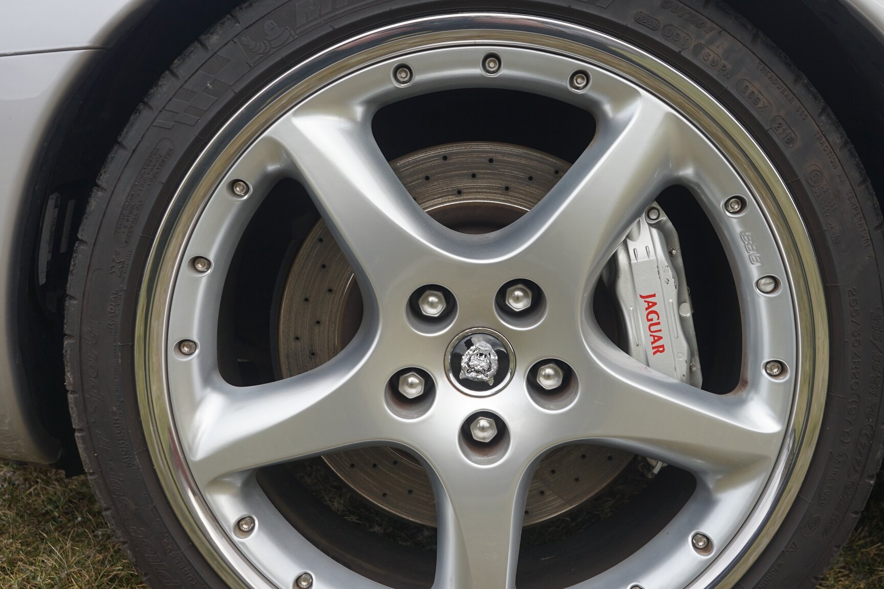 Exterior image of 2001 Jaguar XKR Silverstone
