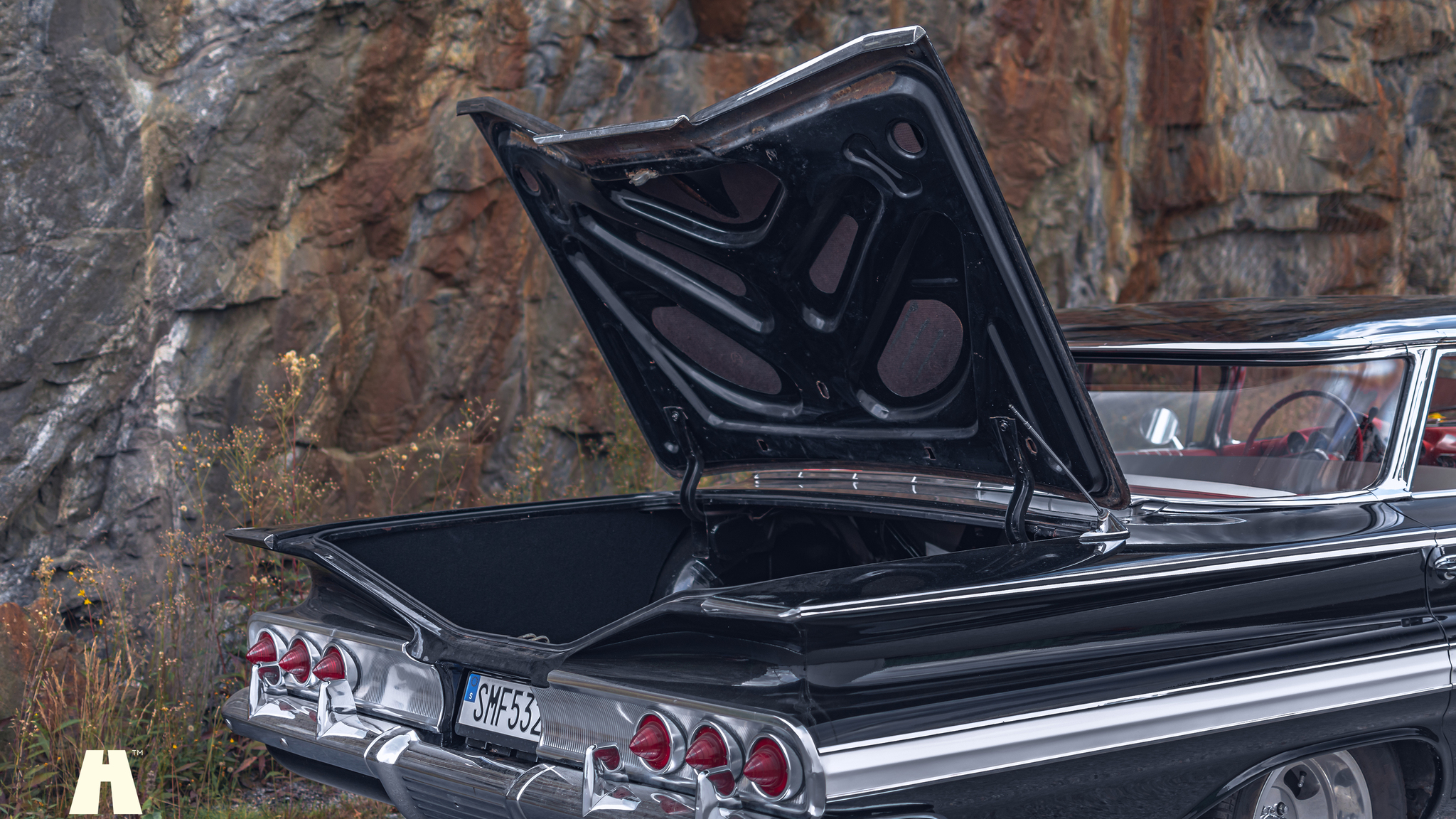 Interior image of 1960 Chevrolet Impala Flattop 348 Bigblock (66)