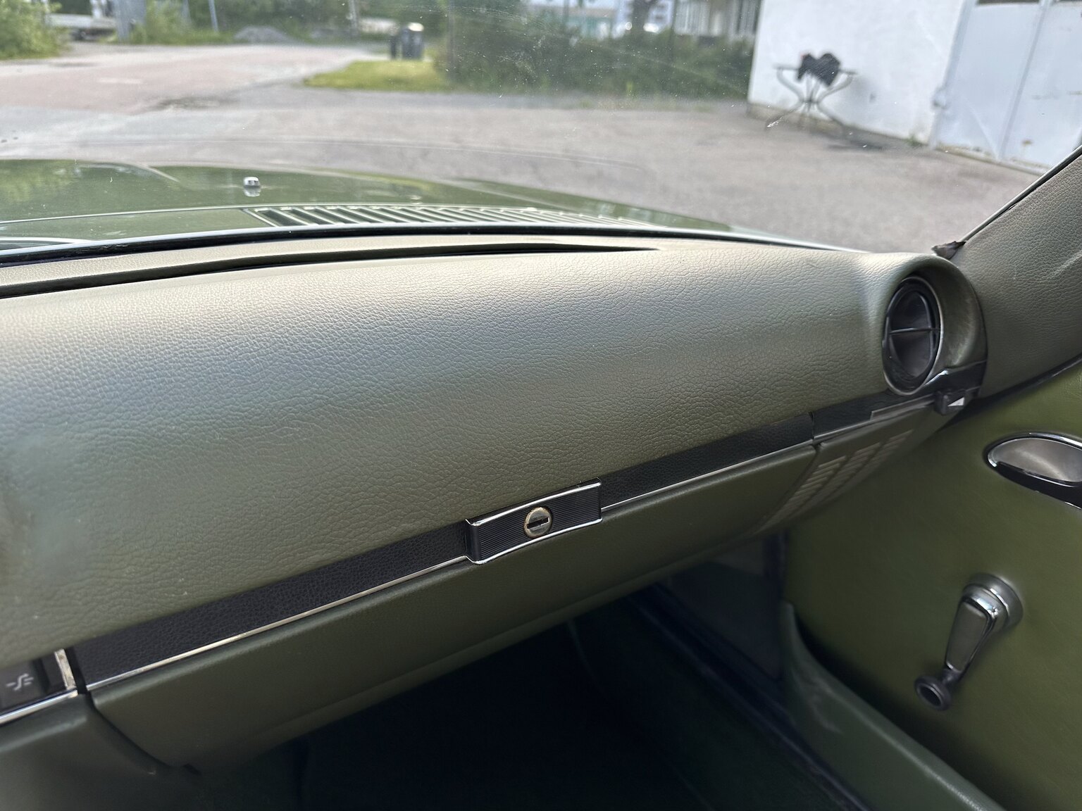 Interiörbild 1974 Mercedes Benz 450 SLC