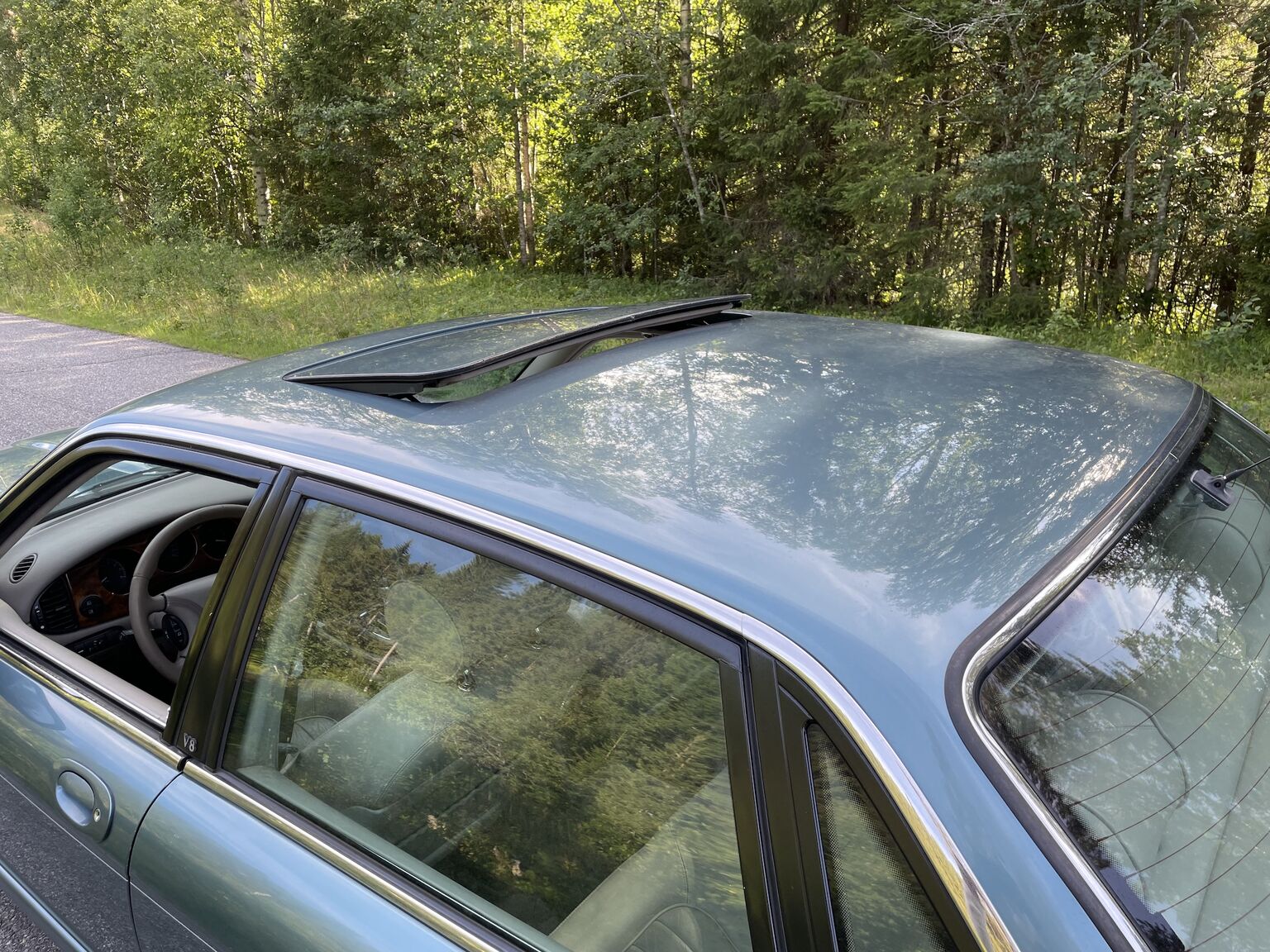 Aussenfoto 1998 Jaguar XJ8 Sovereign (43)