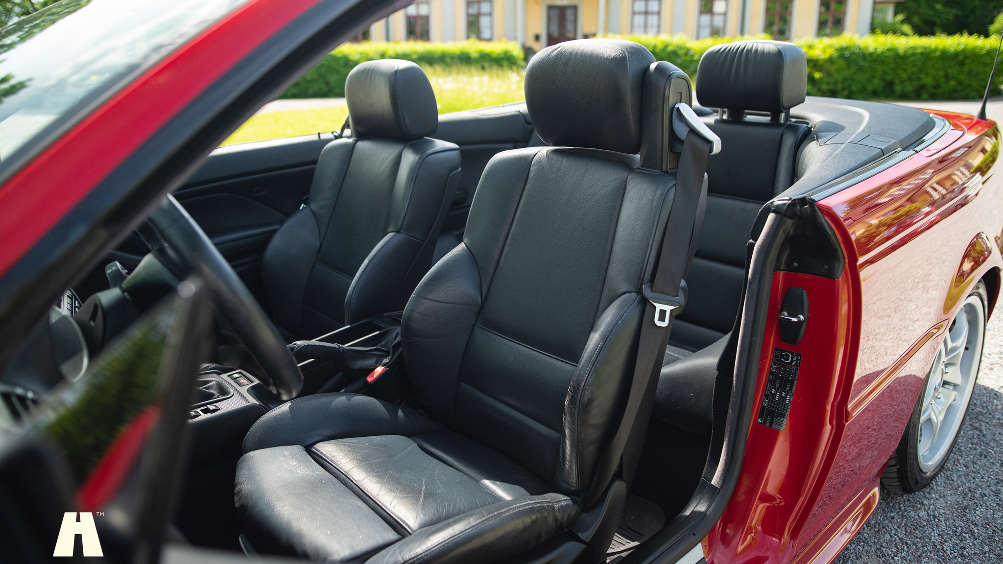 Innenraumfoto von 2005 BMW 320ci M-sport Cabriolet