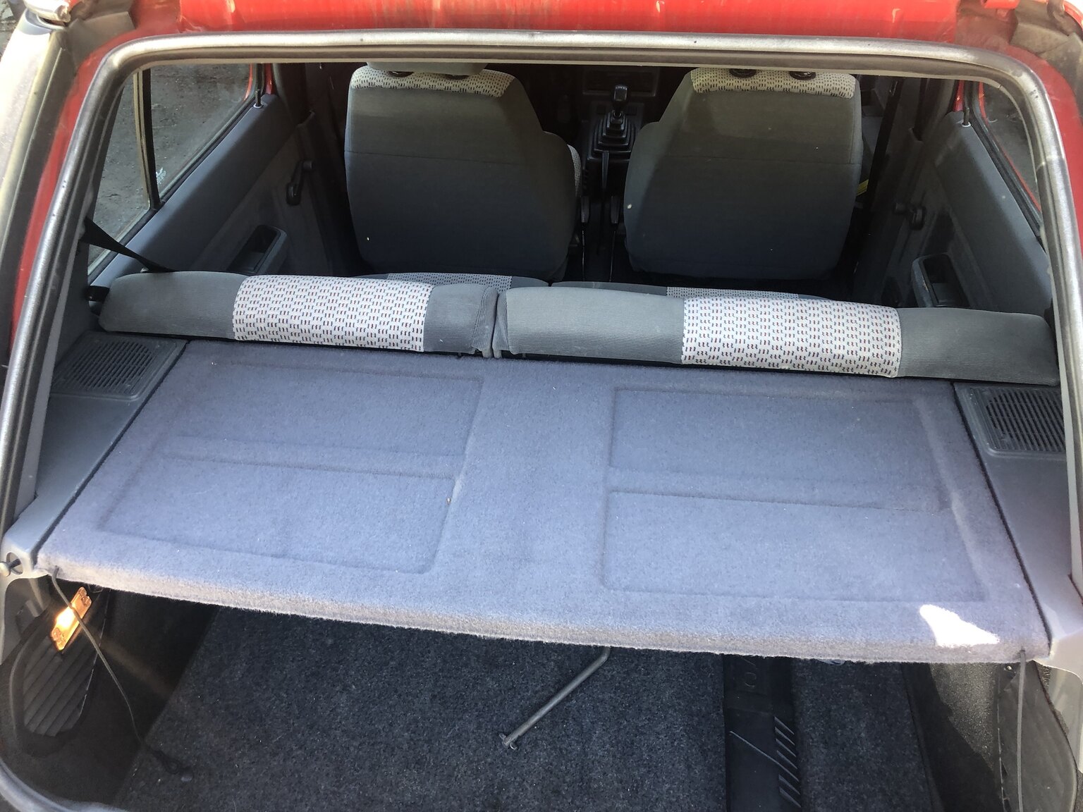 Innenraumfoto von 1990 Renault 5 (34)