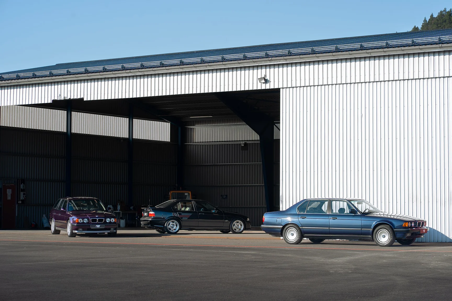 Exteriörbild på 1989 BMW 750iA (24)