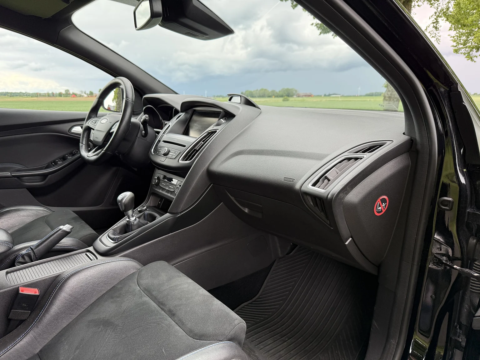 Interiörbild 2016 Ford Focus RS (63)