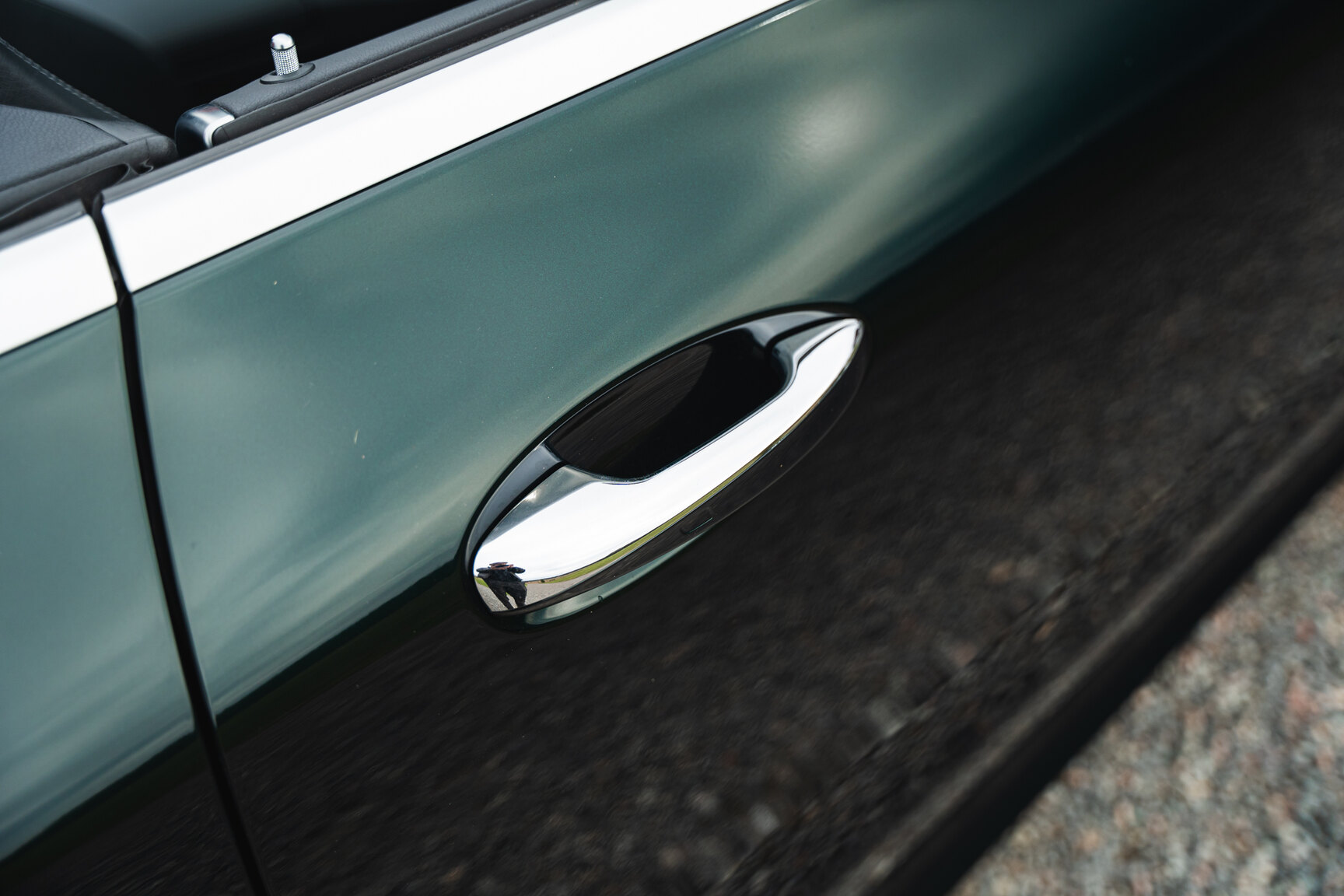 Exteriörbild på 2019 Mercedes-Benz E300 Cabriolet