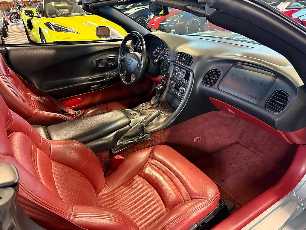 Bild von 1998 Chevrolet Corvette (24)