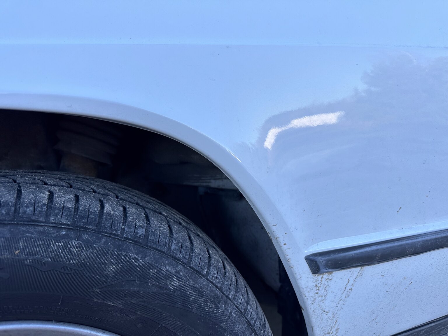 Aussenfoto 1988 Mercedes-Benz 190 E 2.3 (44)